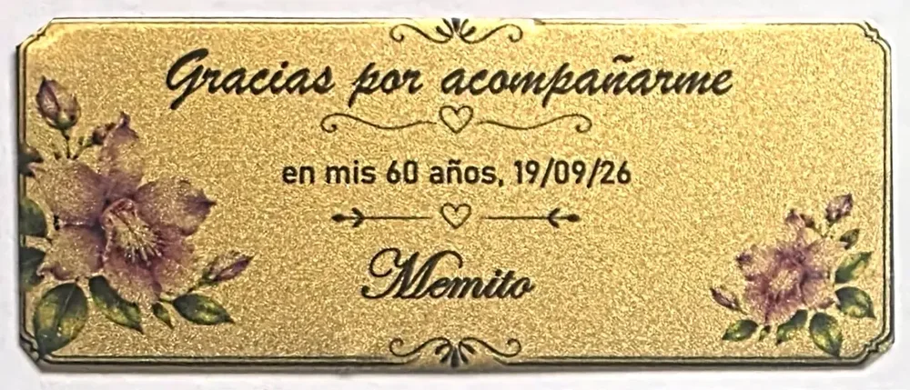 Placa conmemorativa de aluminio dorado con flores para un cumpleaños de 60 años
