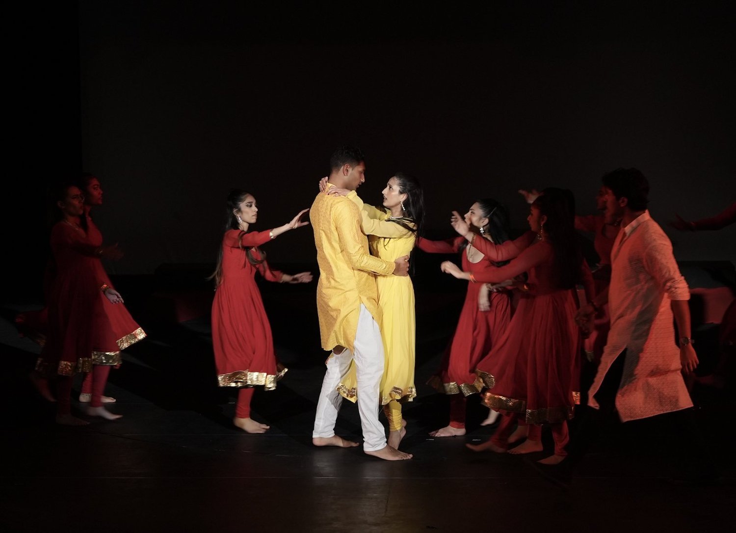 Pyaar Kar cast on stage during the end credits scene where Heer Raanjhanaa was first announced