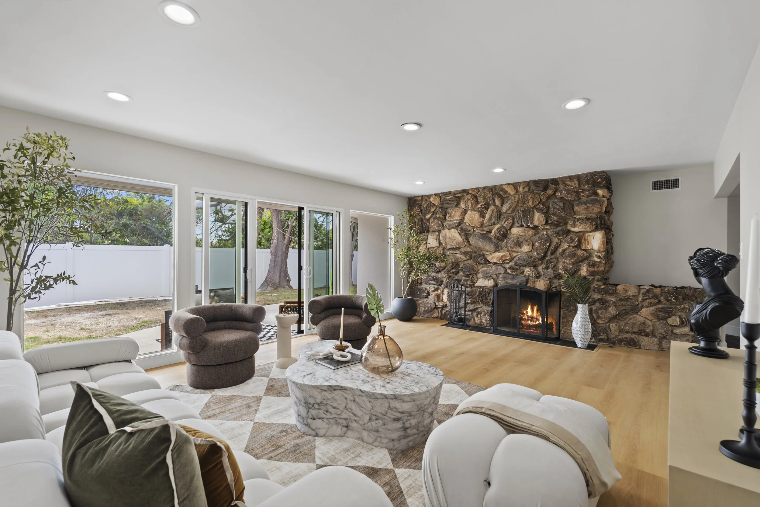Interior/Exterior Photography sample