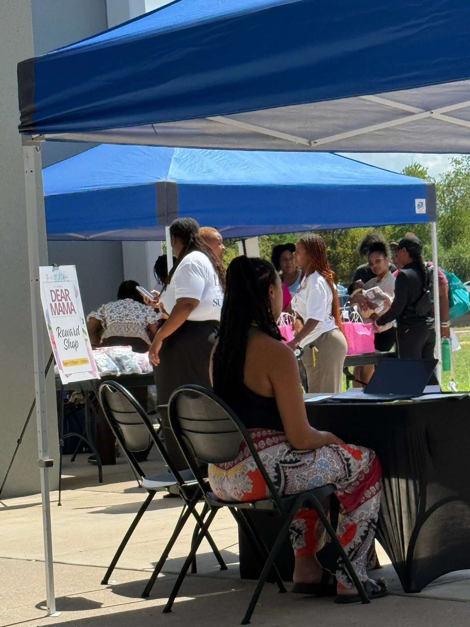 Dear Mama community event