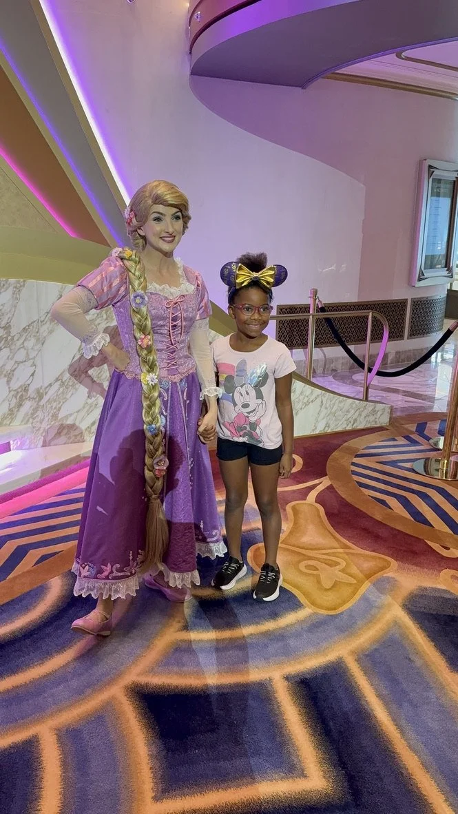 Piper Bryan meeting Rapunzel onboard a Disney cruise