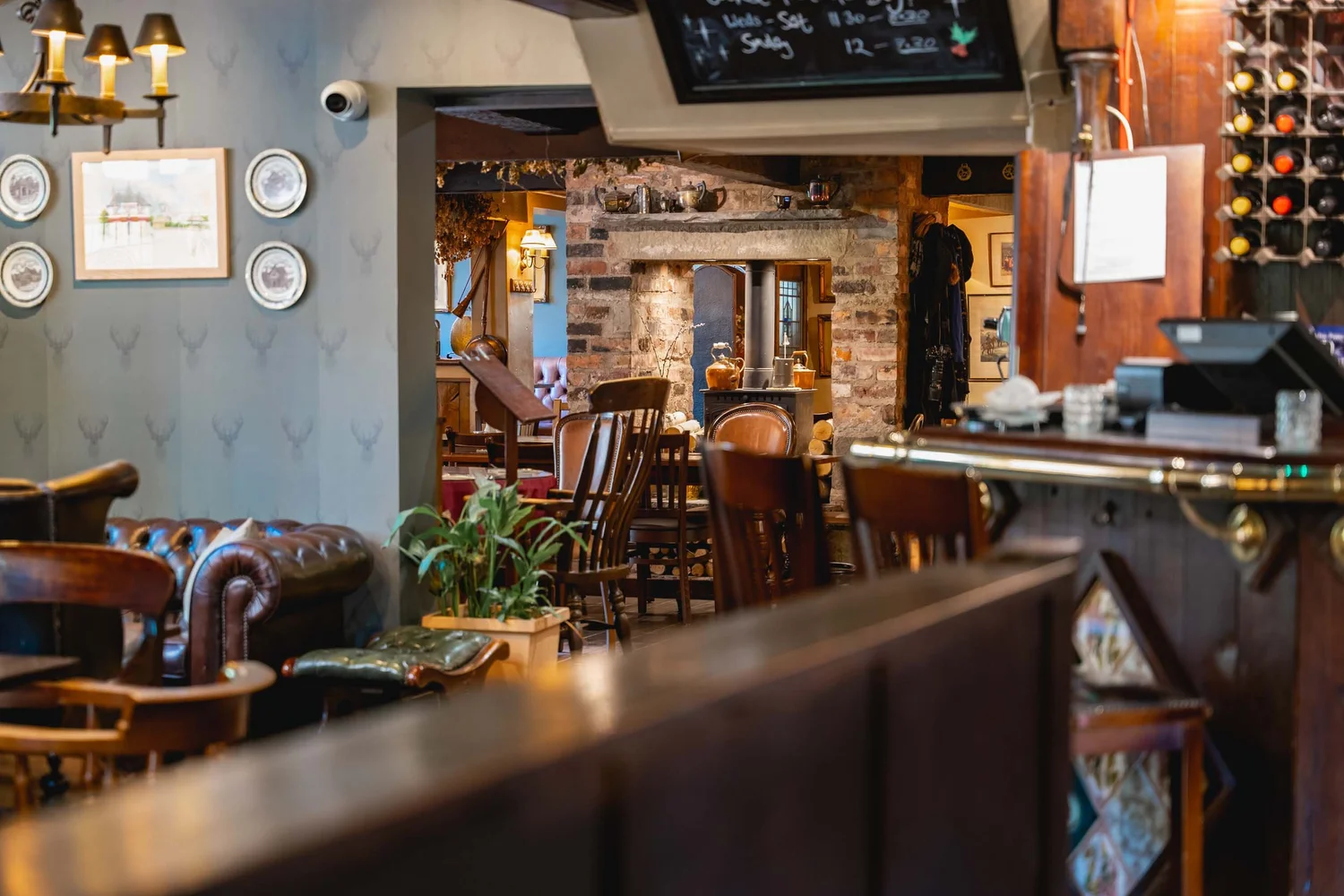 Inside George and Dragon