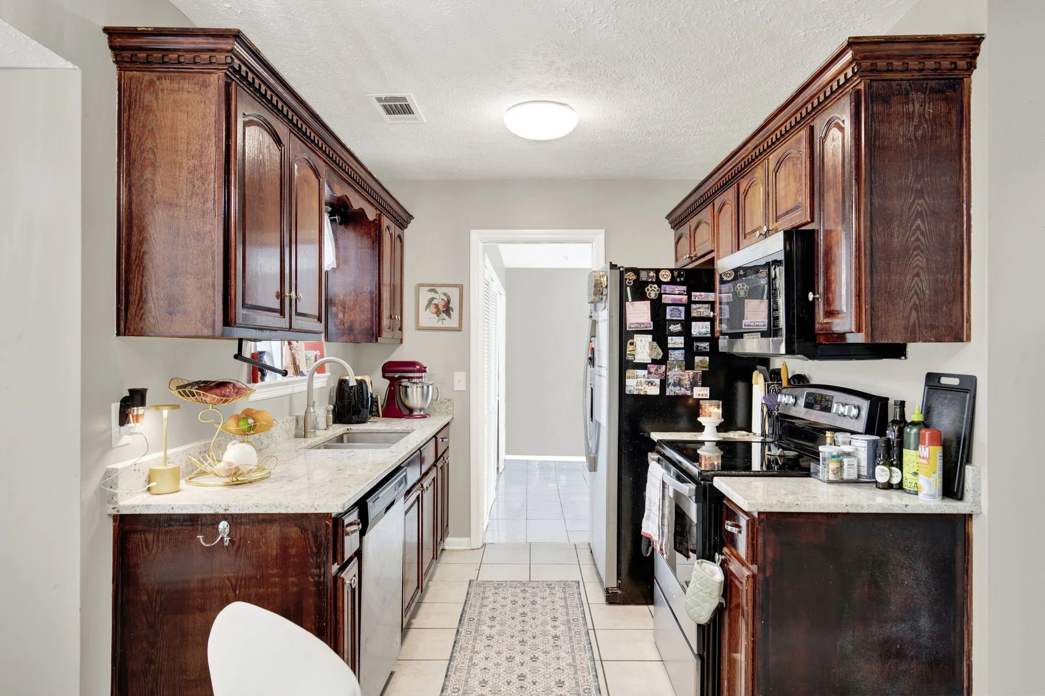 Kitchen that needs a quick reset