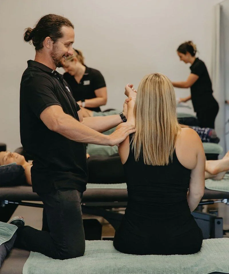 Common Posture & Desk Pain Symptoms at The Good Joint