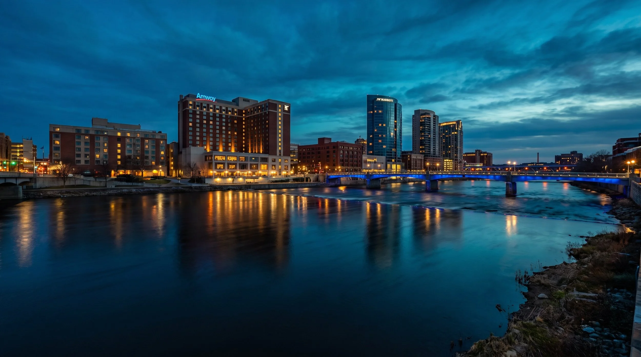 Grand Rapids, MI skyline