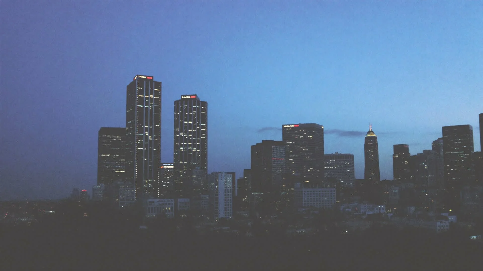 Downtown San Francisco skyline at dusk