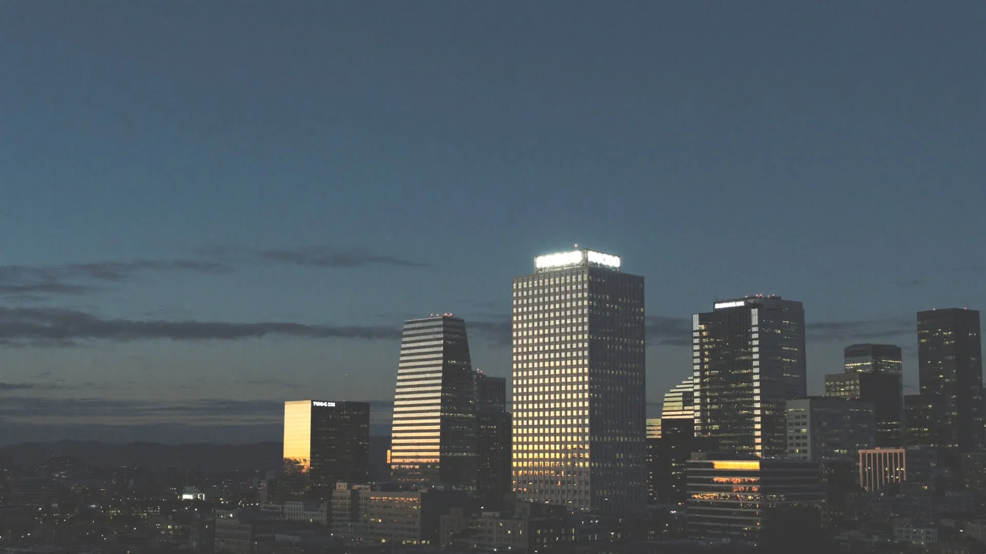 Downtown Oakland skyline at dusk