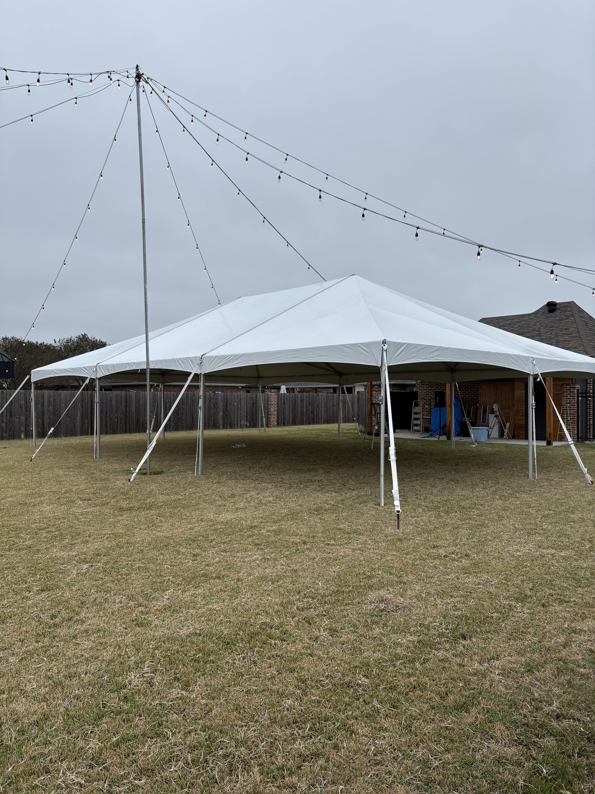 Table and chair rental Thibodaux Louisiana