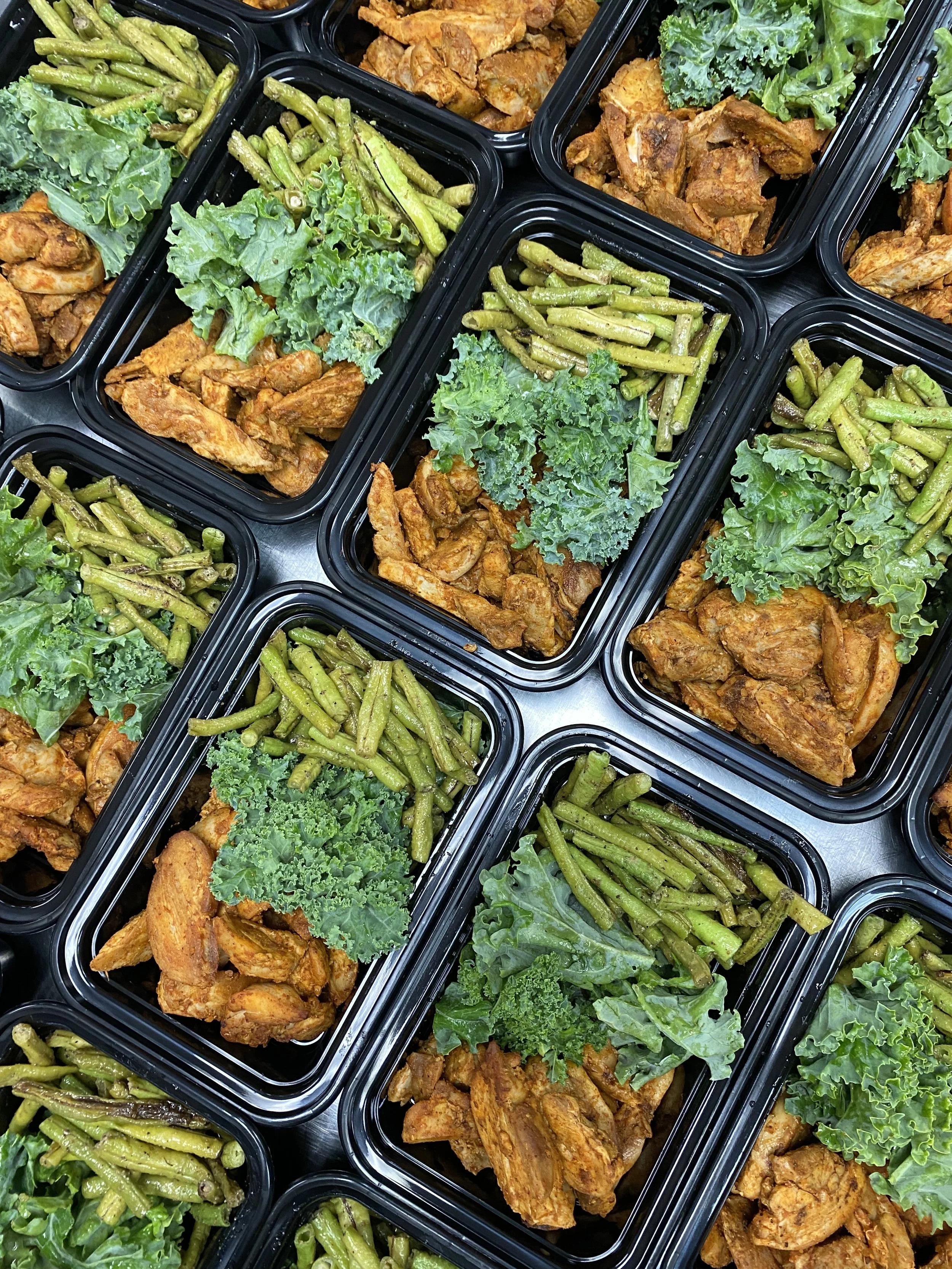 Fit For You Guam keto meal prep container with protein and low-carb vegetables