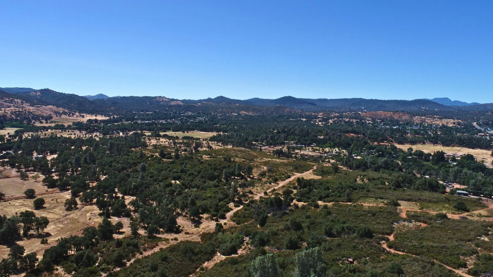 Lower Avenues area in Clearlake