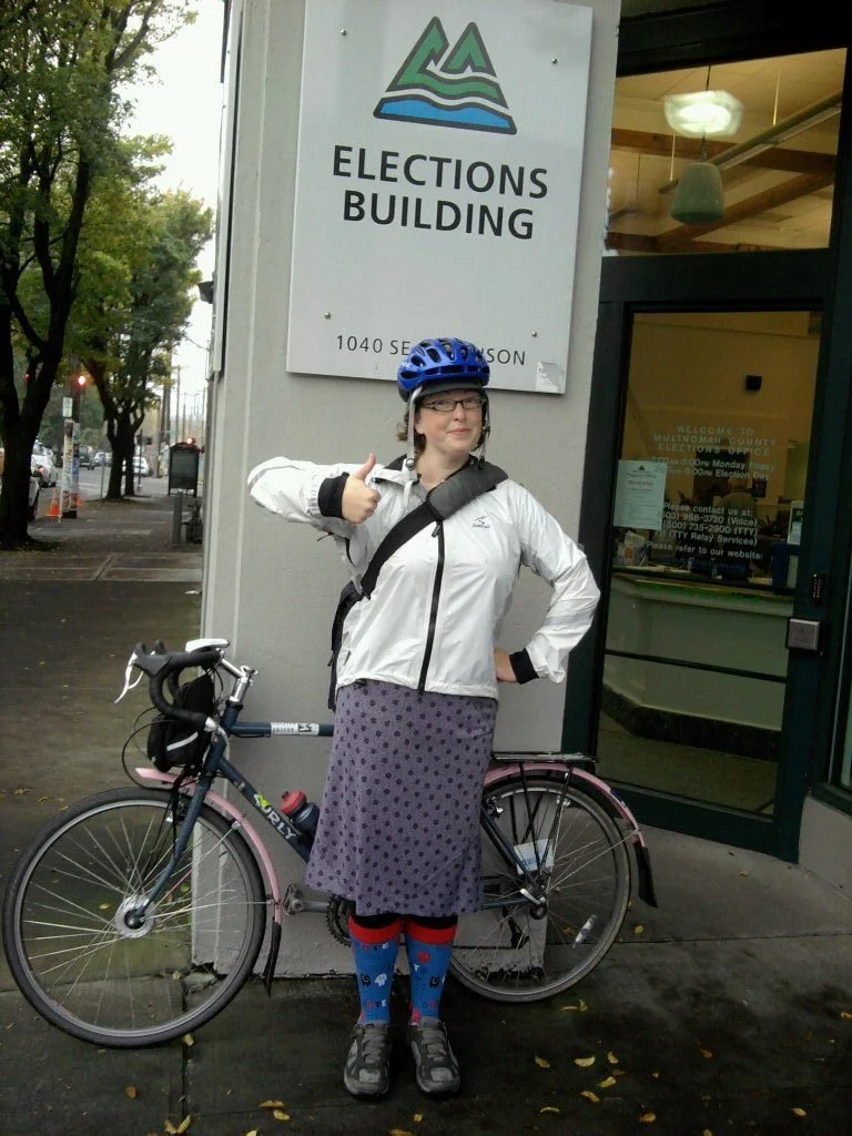 Steph giving a thumbs up outside the Multnomah County Elections Building