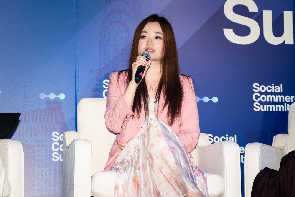 Holly Pan, EllaOla CEO at Social Commerce Summit