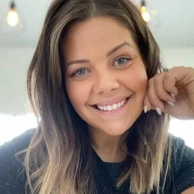 Leah Fox