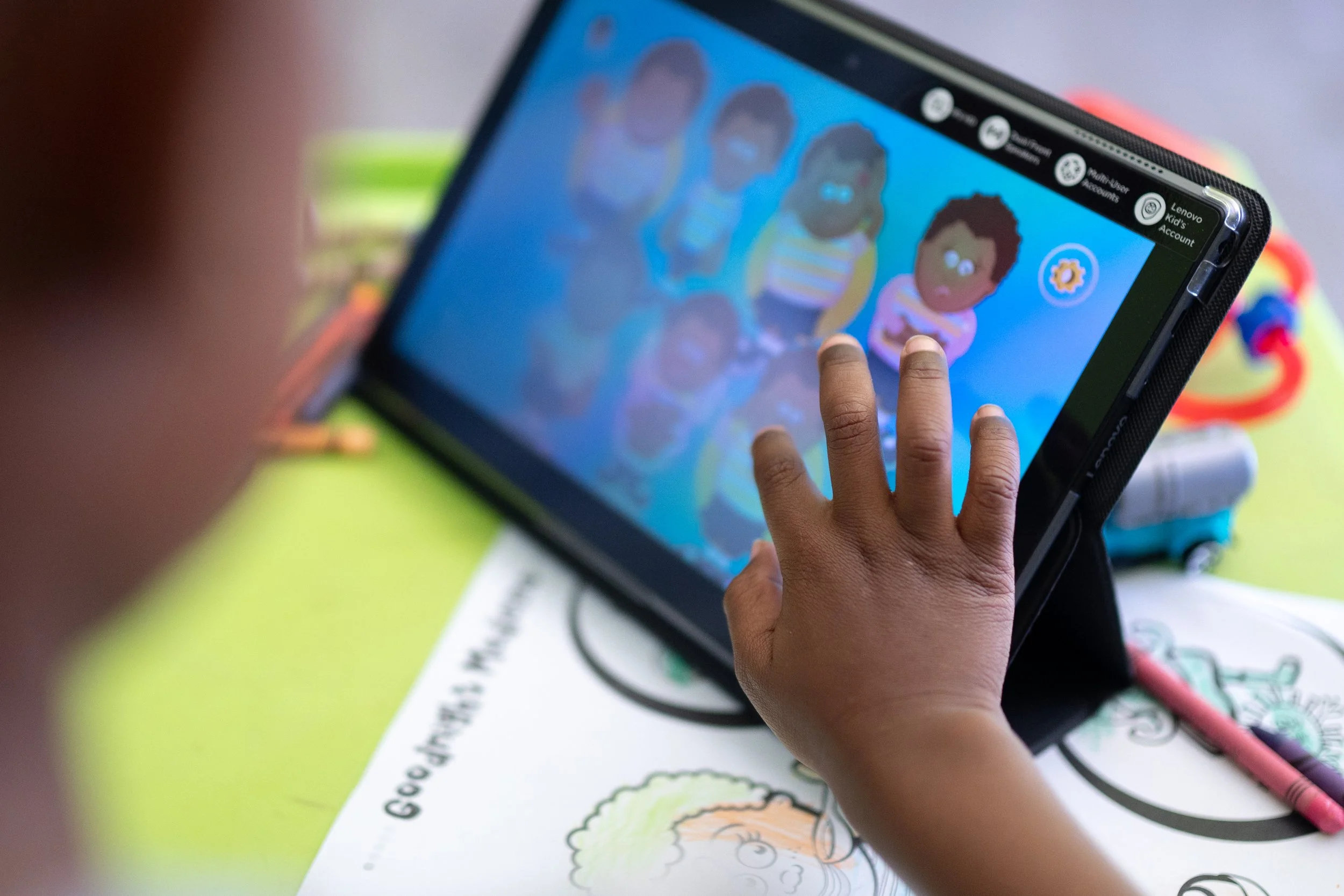KidzAlive digital Talk Tool being used on a mobile phone