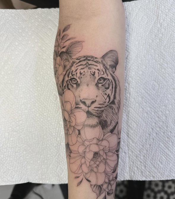 Tiger and Flowers fine-line tattoo