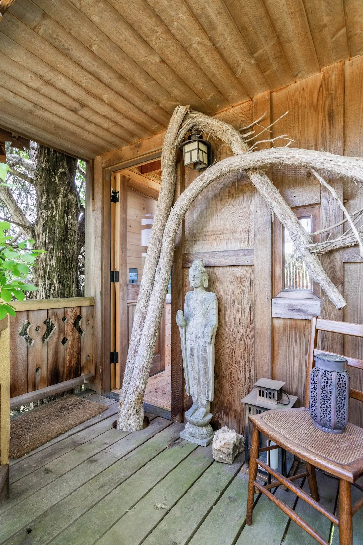 The entrance and porch of Spirit House in Rhinebeck