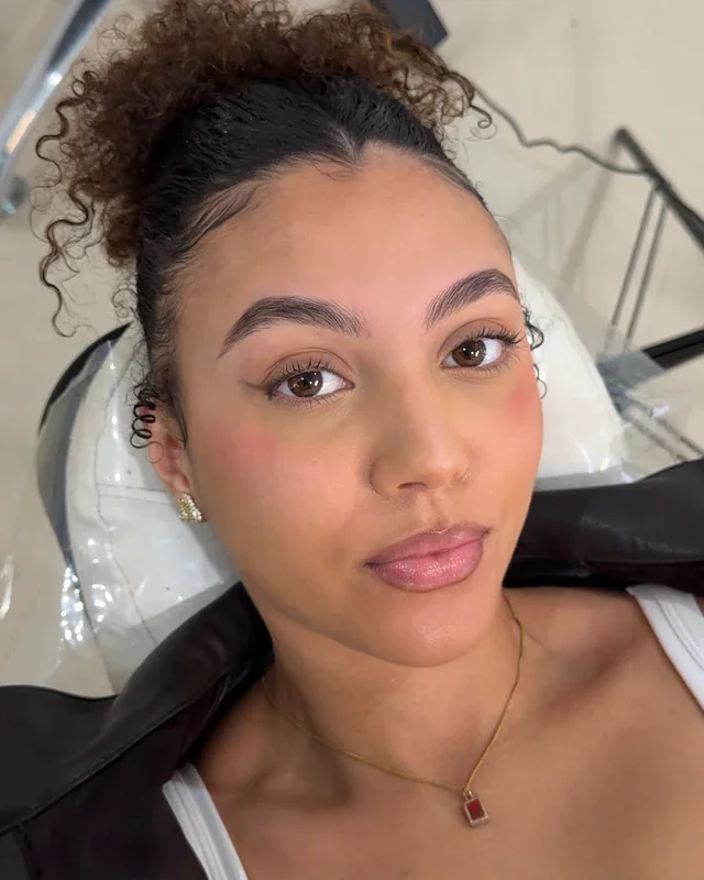Brow service at Beautygirl & Co