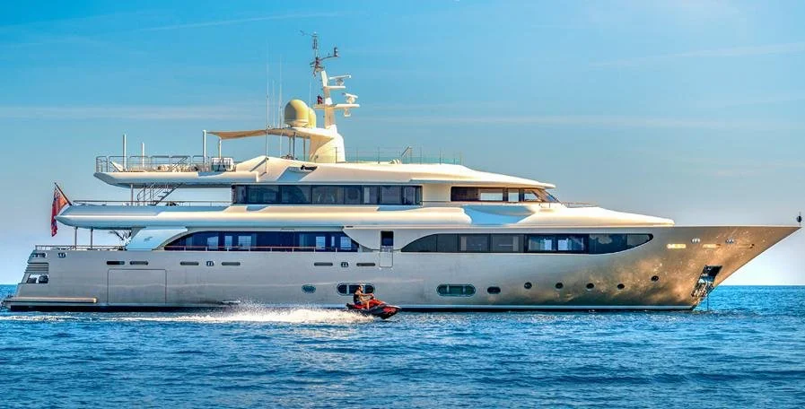 Yacht