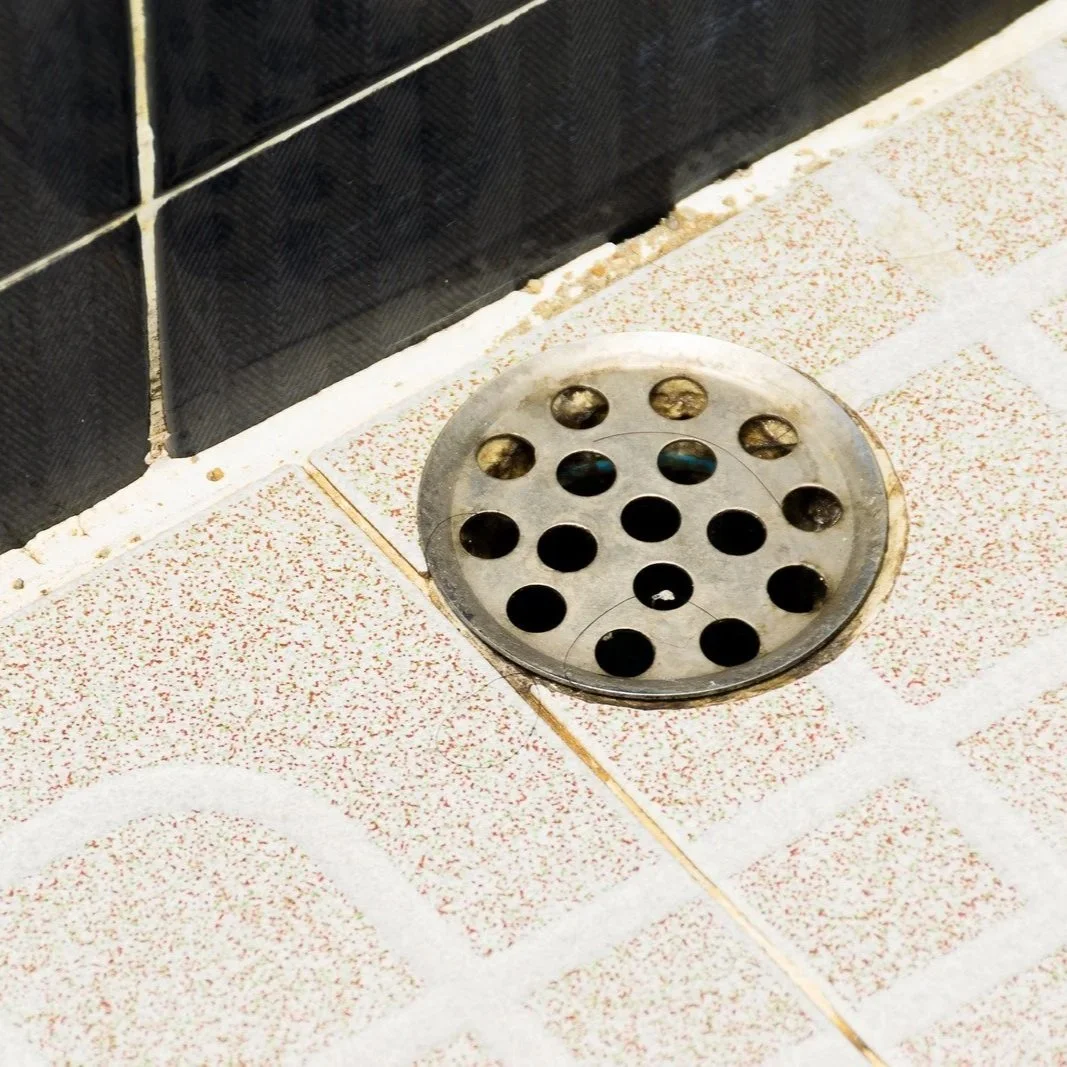 single bathroom sink with dried p-trap letting sewer gas in