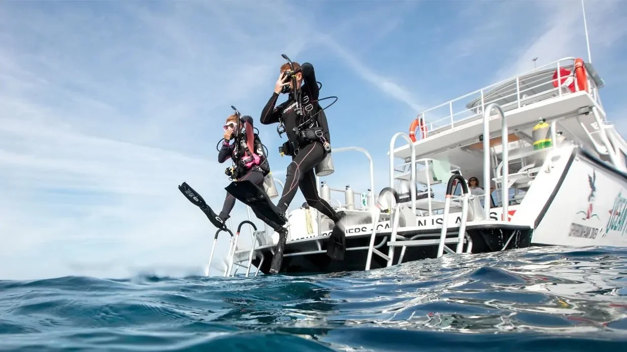 PADI Divemaster training with Seaira Dives