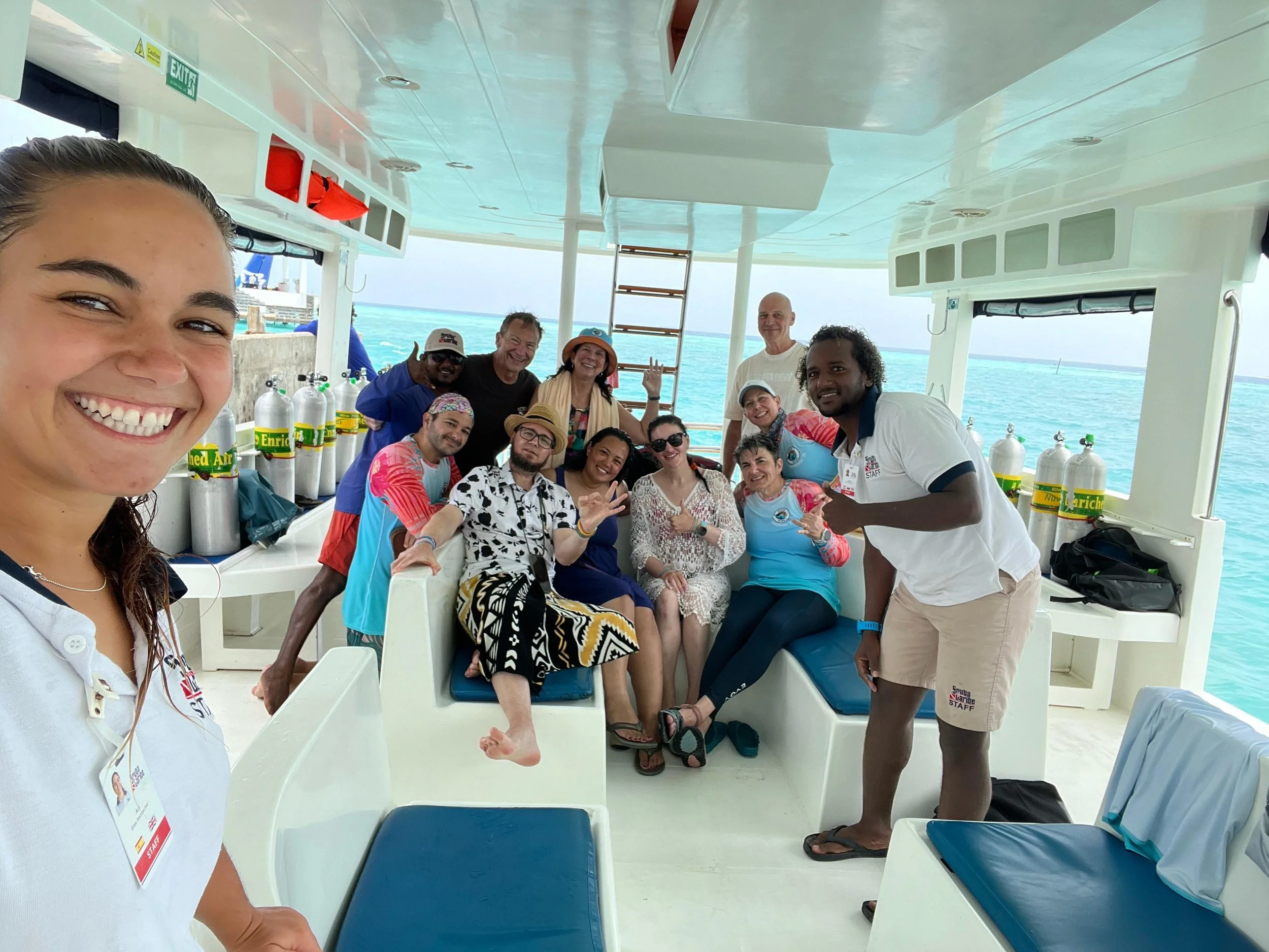 Seaira Dives group photo