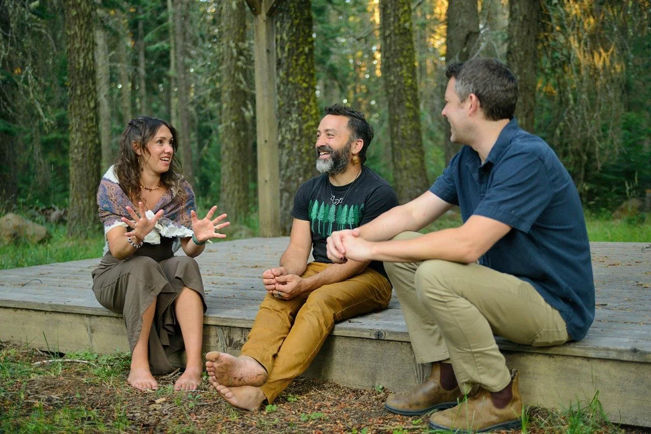 Official site image from Confluence Retreats showing retreat setting, program materials, or guest spaces.
