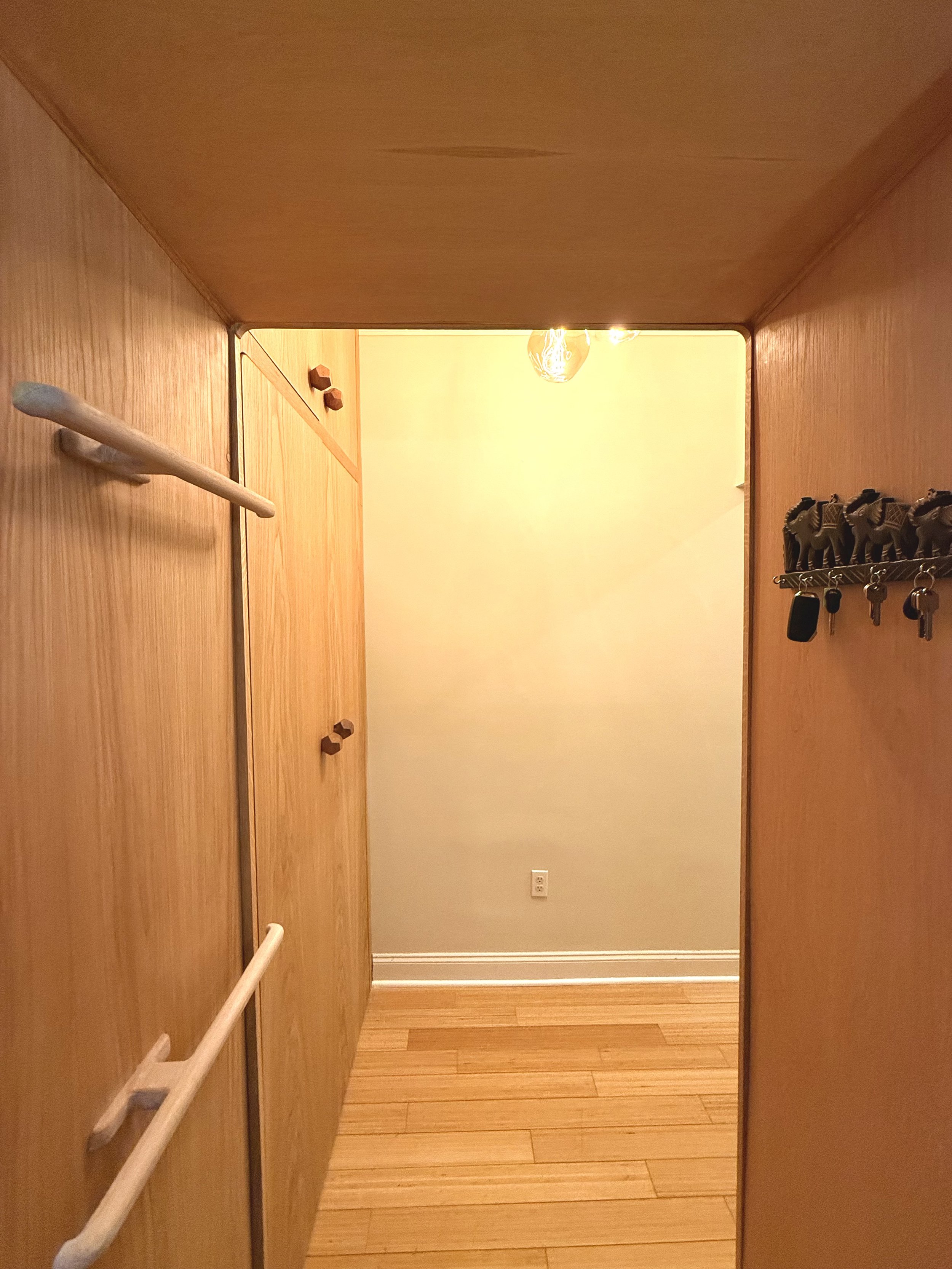 White Oak Entryway 2
