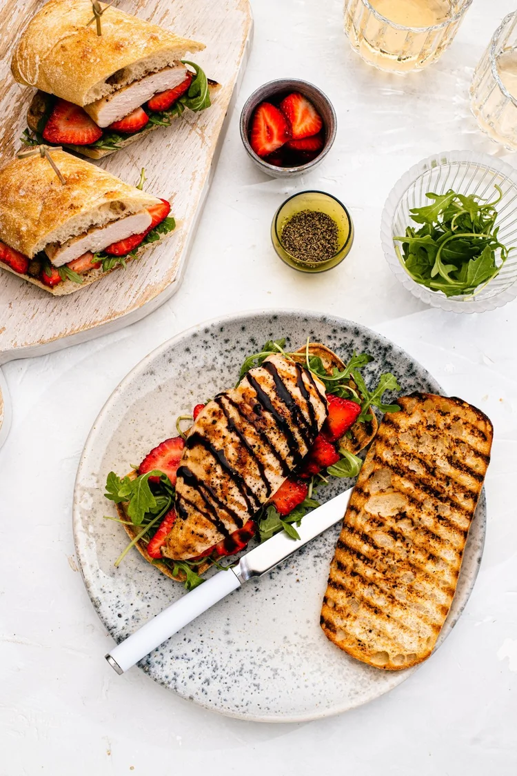 Grilled Strawberry Balsamic Chicken Sandwich, photo 2