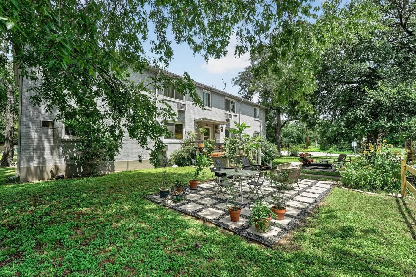 1518 Parkway