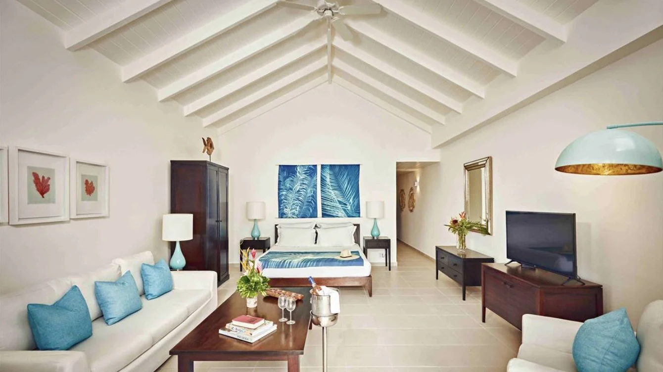 A Classic Beach Terrace Suite living room