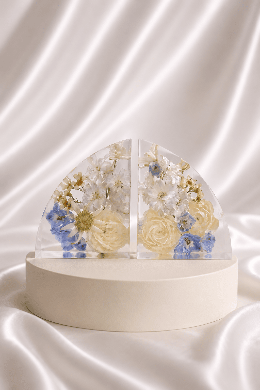 Finished resin keepsake