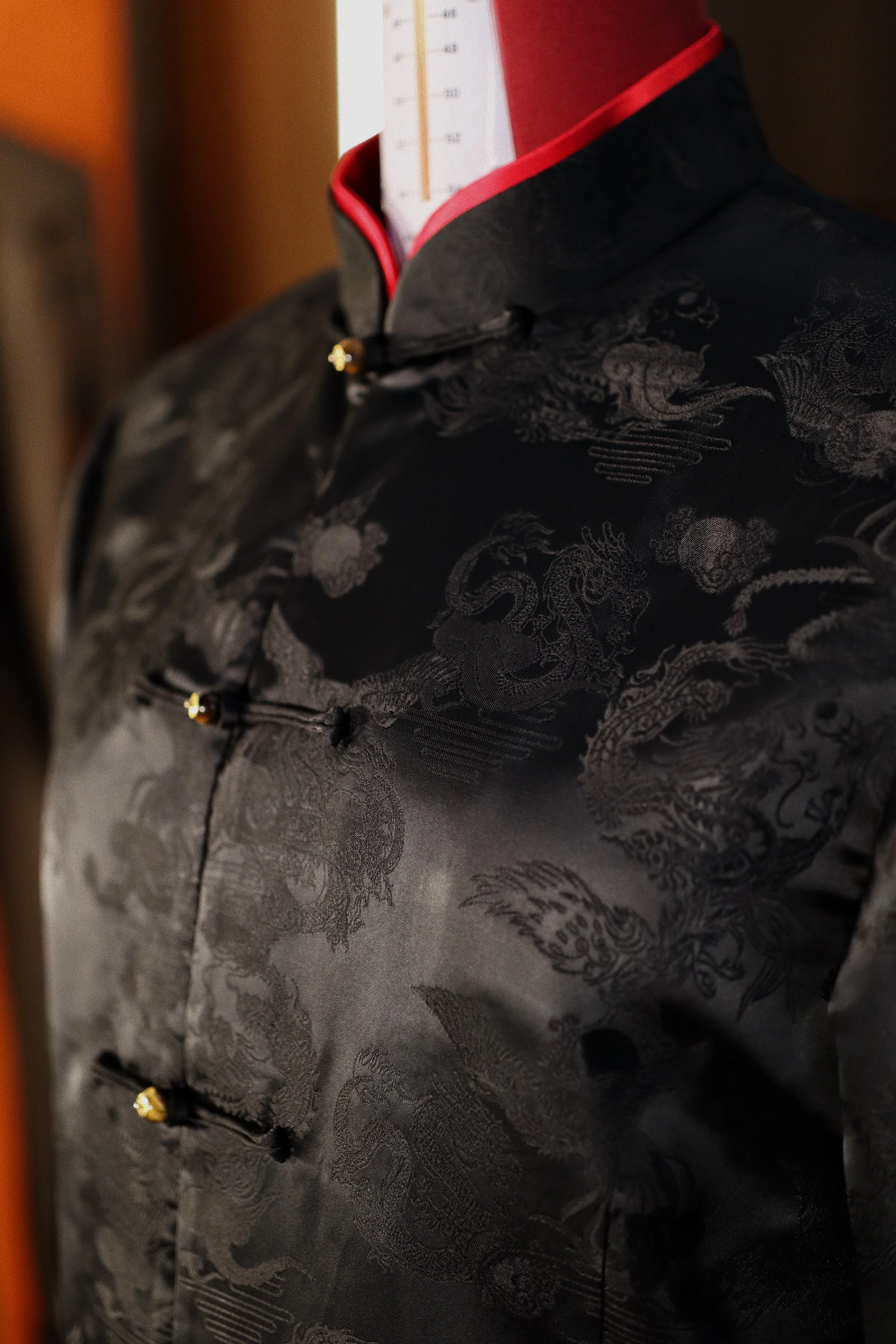 Silk jacquard fabric