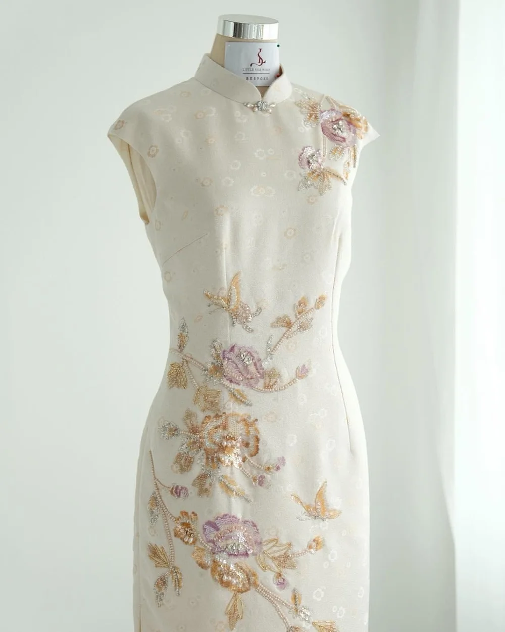 Look 31 · 03