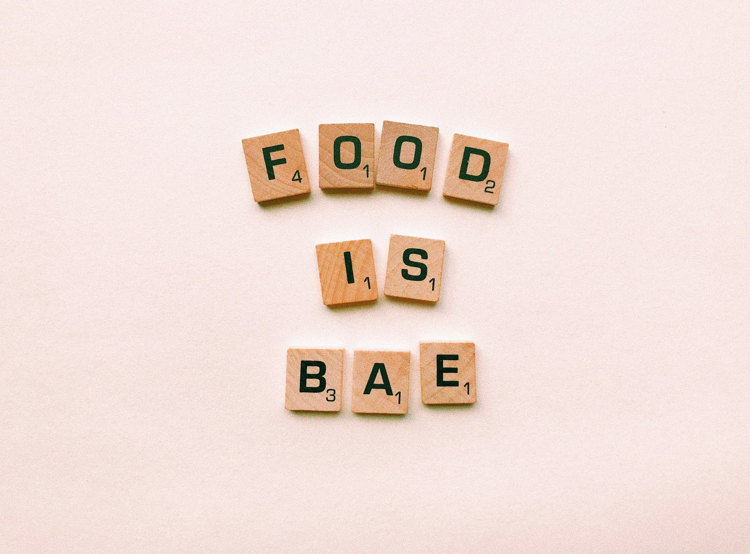 Wooden-tile letter phrase commission