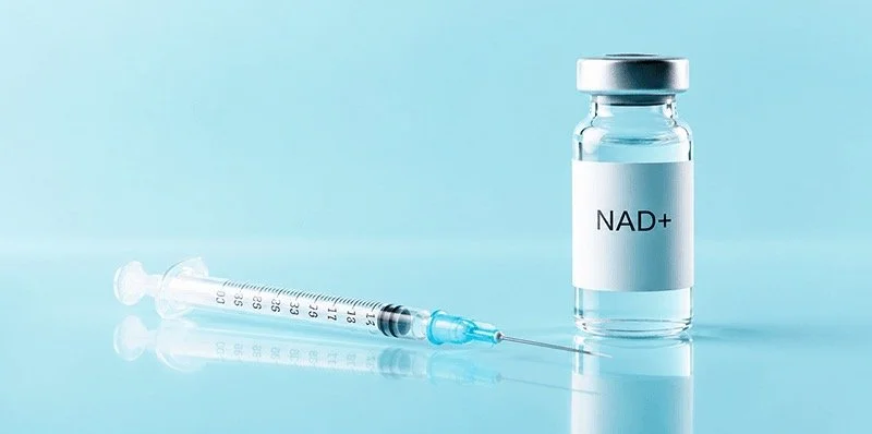 NAD+ vial and syringe