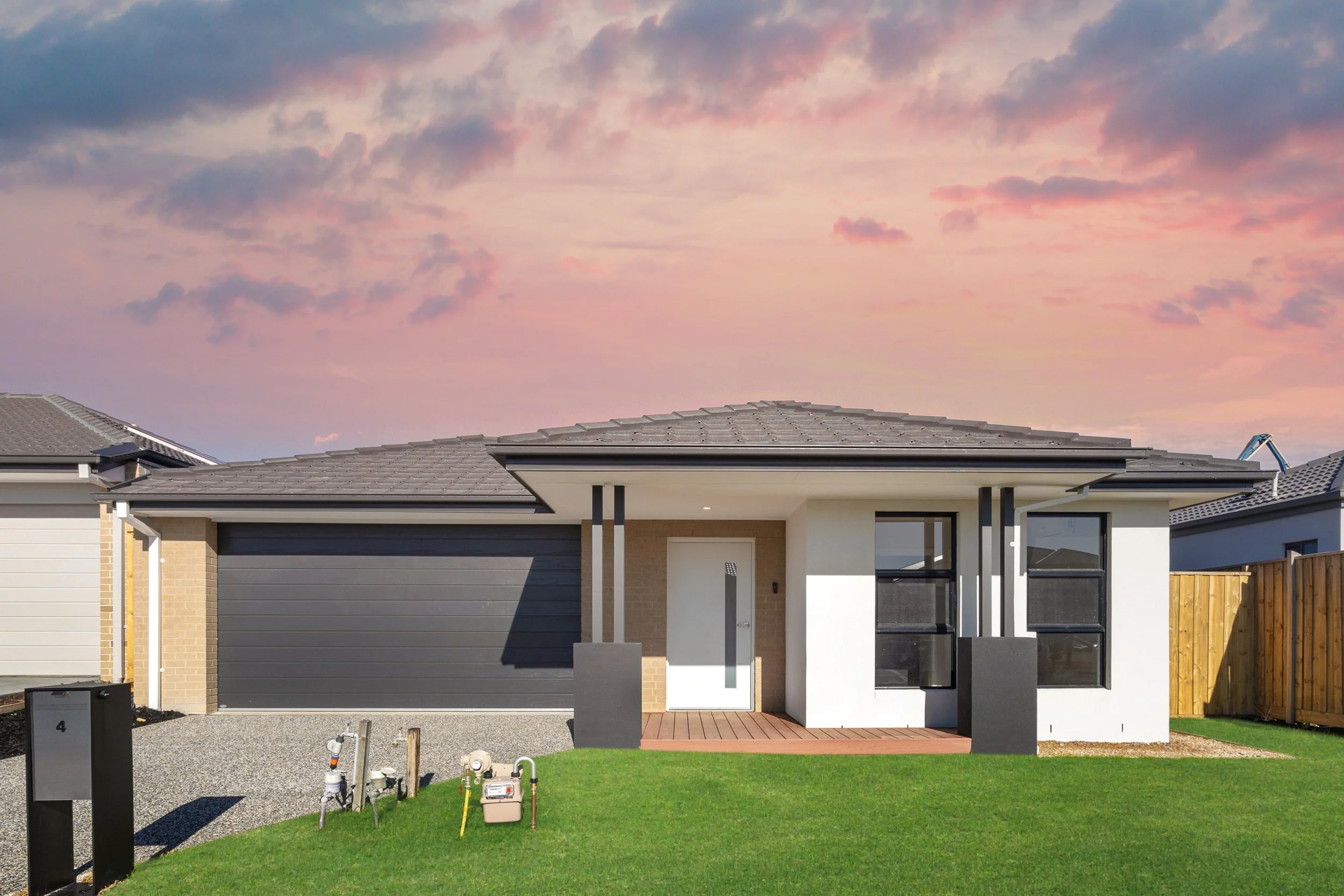 Macleod Property