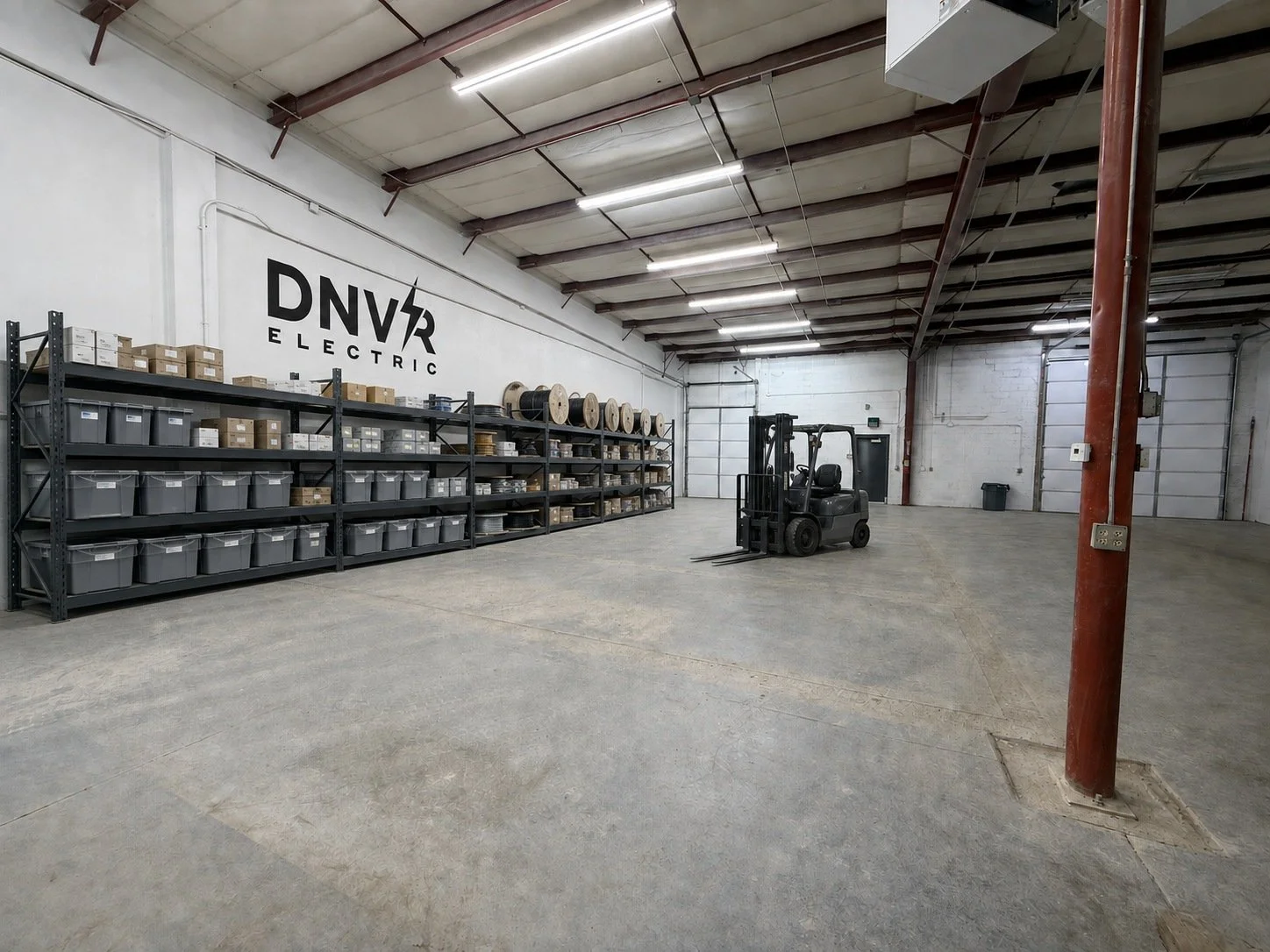 DNVR Electric warehouse with organized material storage