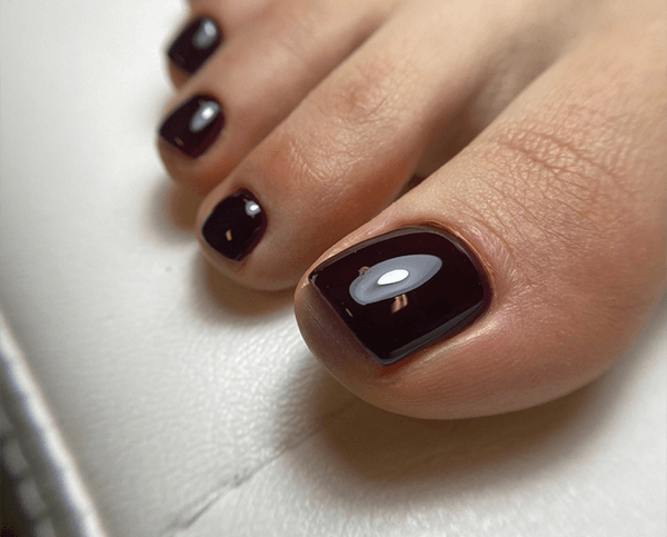 Dry Gel Pedicure with Black Color