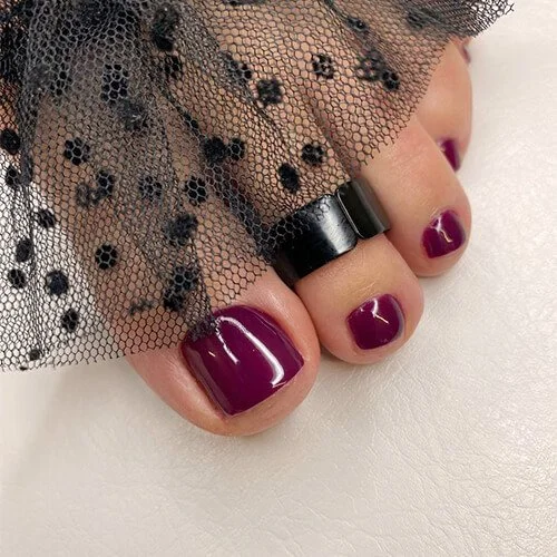 Waterless Russian gel pedicure for flawless heels at Mars Nails NYC Waterless Russian gel pedicure for flawless heels at Mars Nails NYC