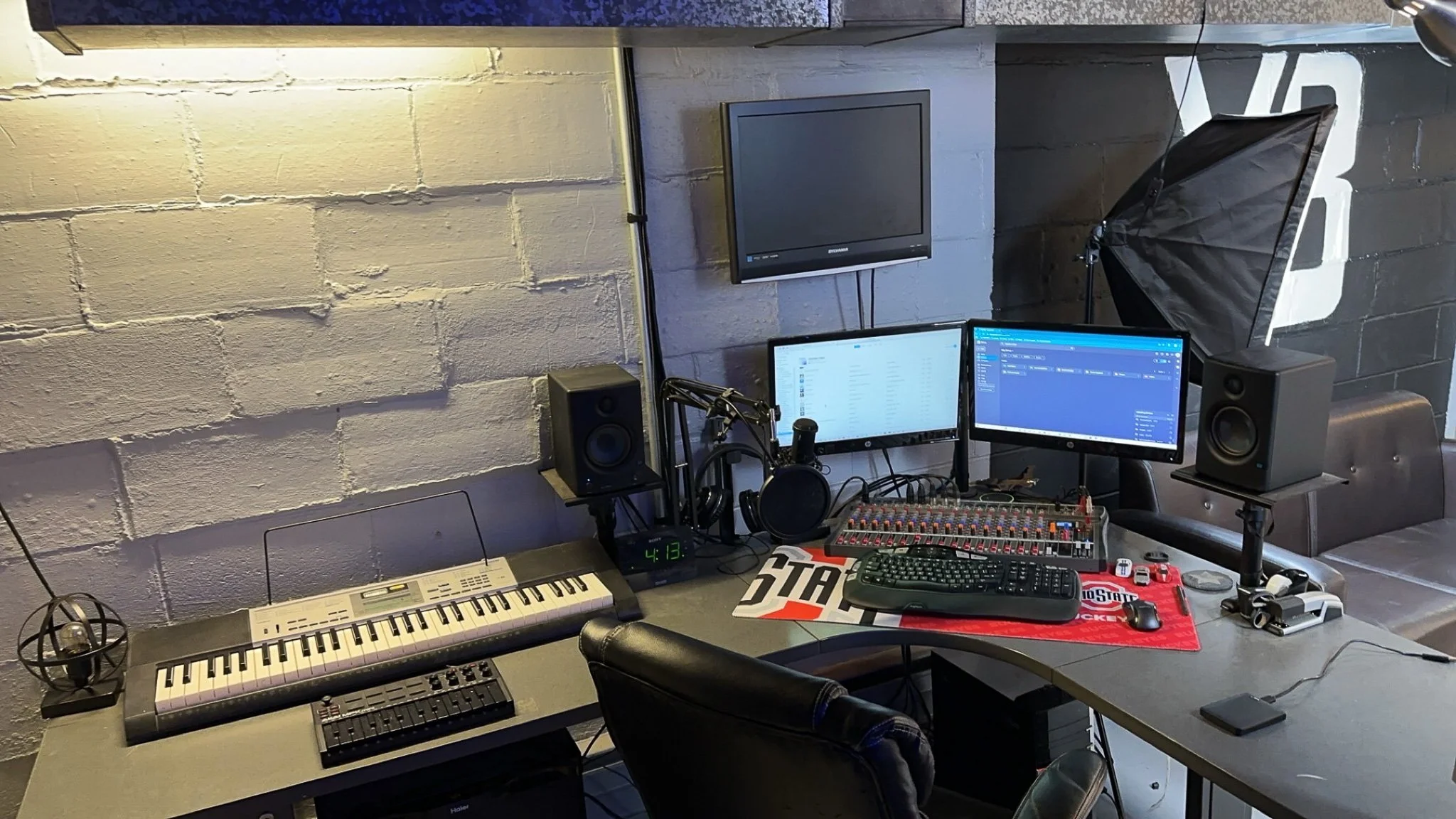 YB Studios recording studio workspace