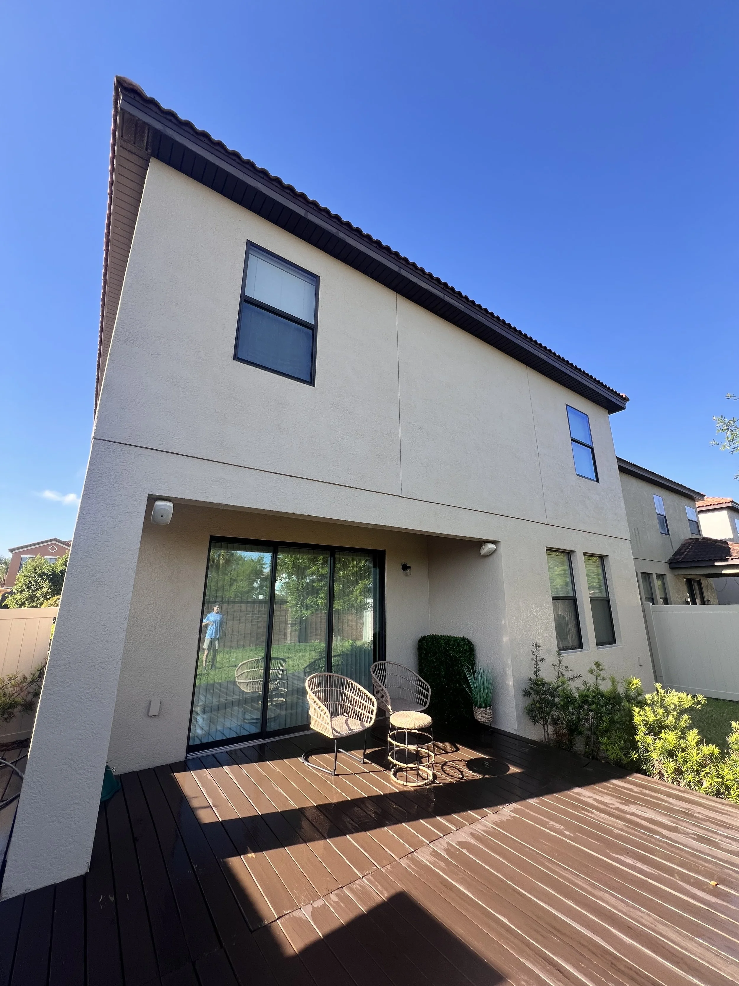 House washing and exterior cleaning in Dr. Phillips