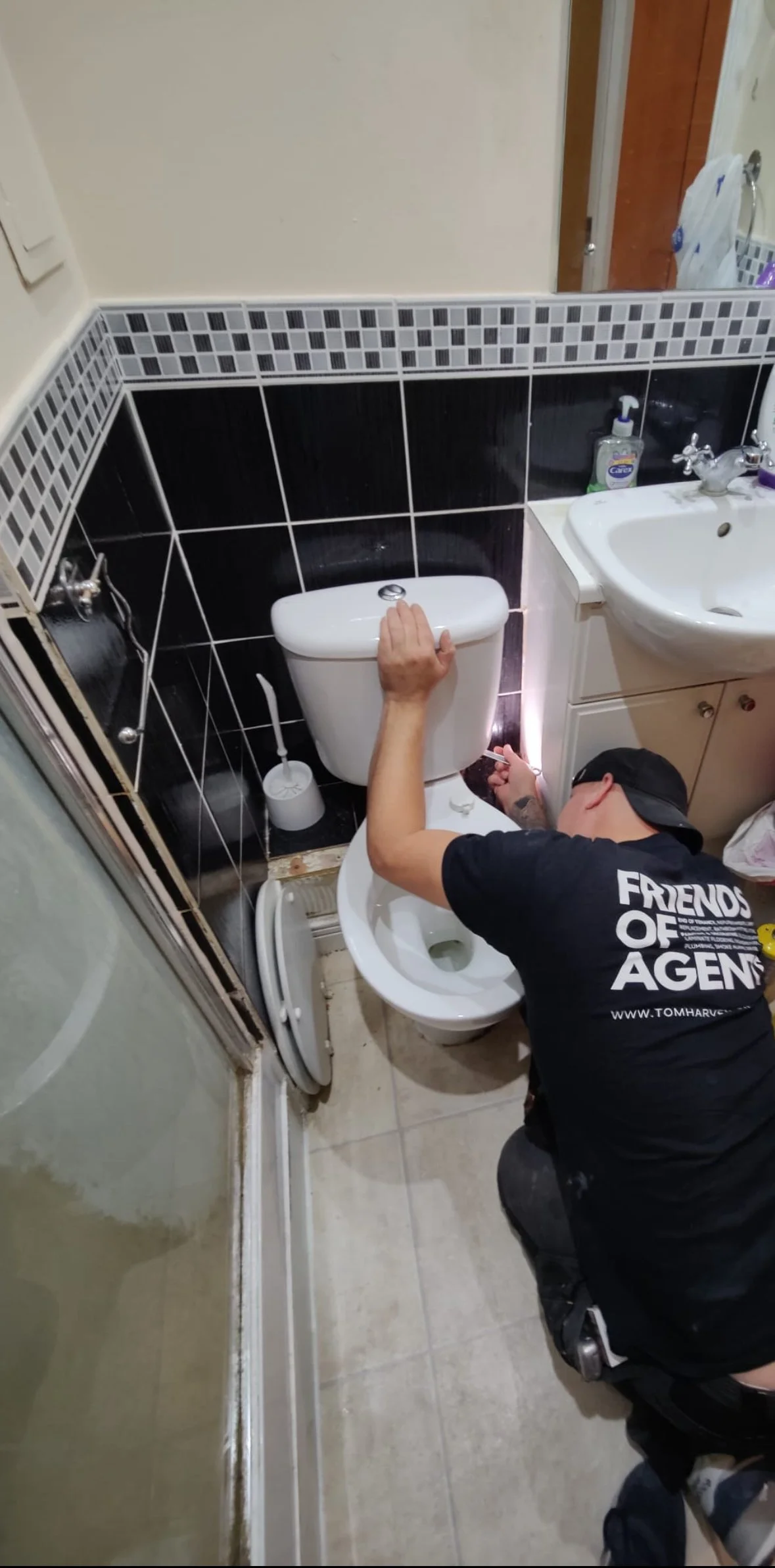 Bathroom repairs silicone replacement London — Tom Harvey Contractors