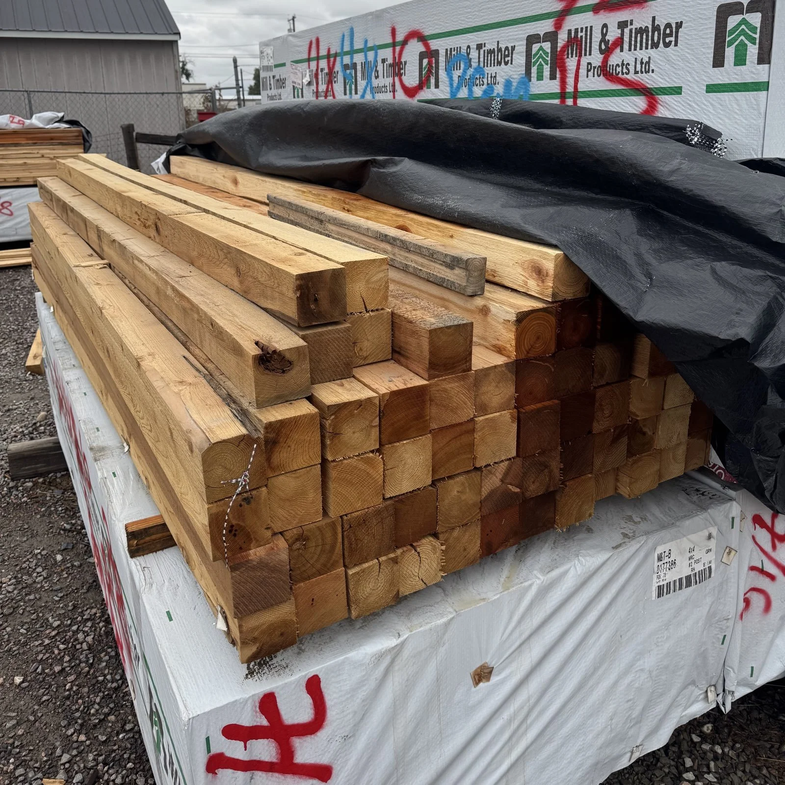 4X4X10 - Rough Sawn - Premium - Western Red Cedar - Fence Posts
