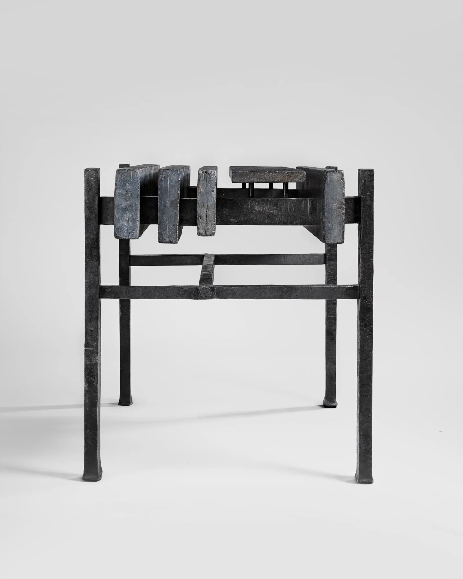 Vue laterale — Ukanapi Table