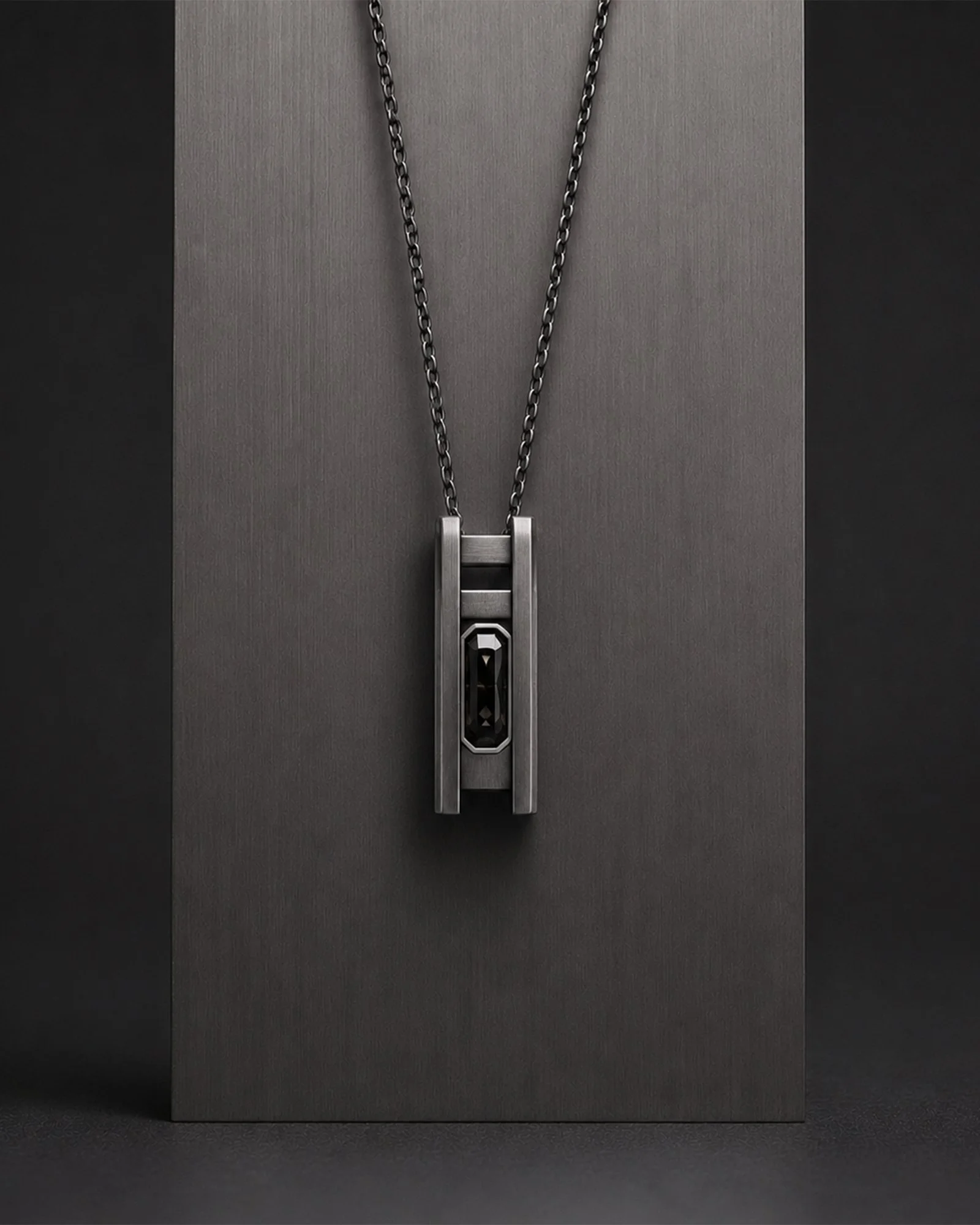 PACKSHOT NEUTRE — PENDENTIF COURT