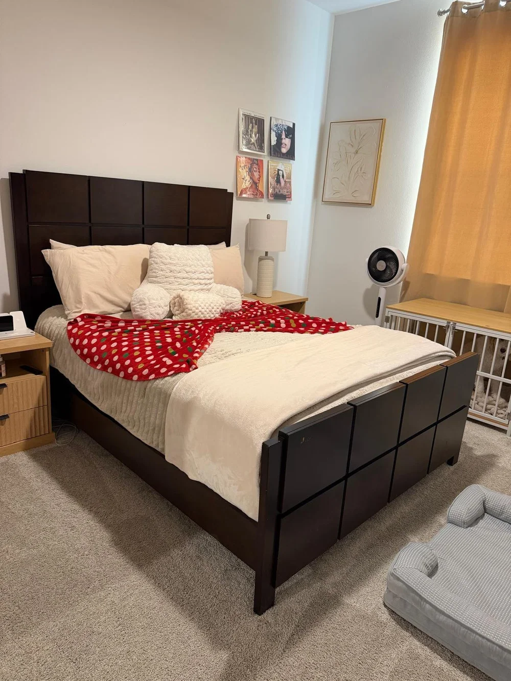 After: bed made with layered bedding in an Austin bedroom cleaned by Sparkly Maid Austin