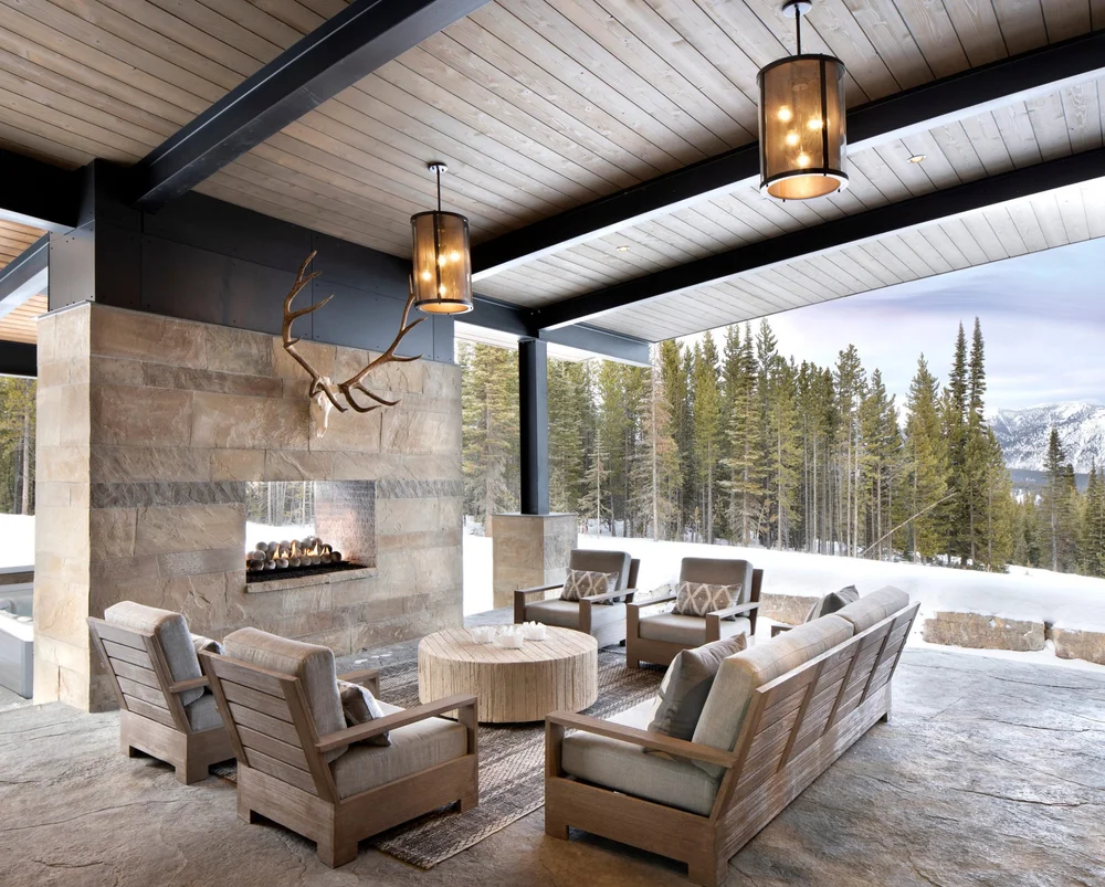 Outdoor steel fireplace