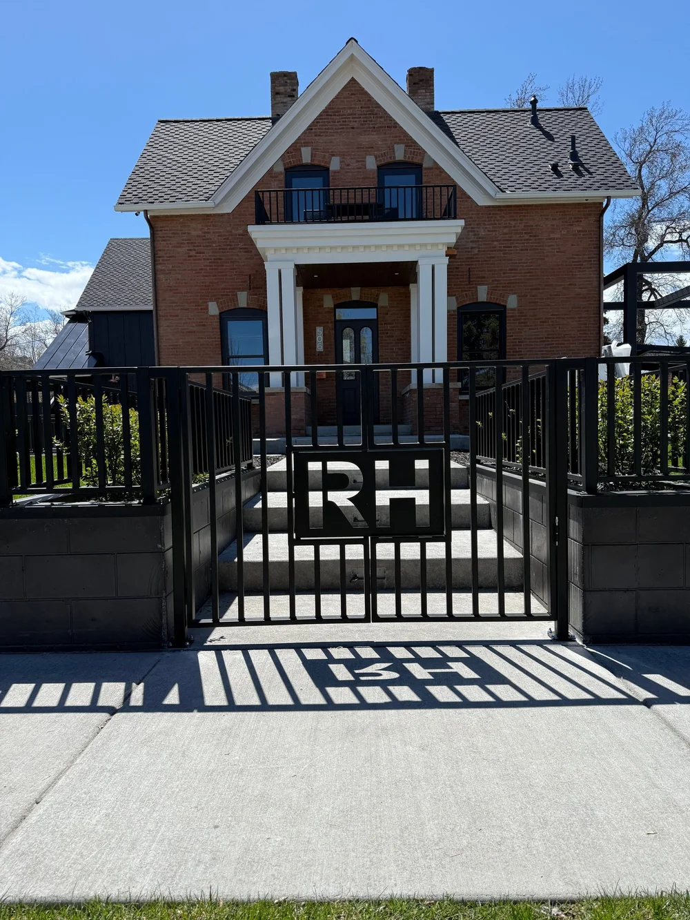 Steel entry gate & fence