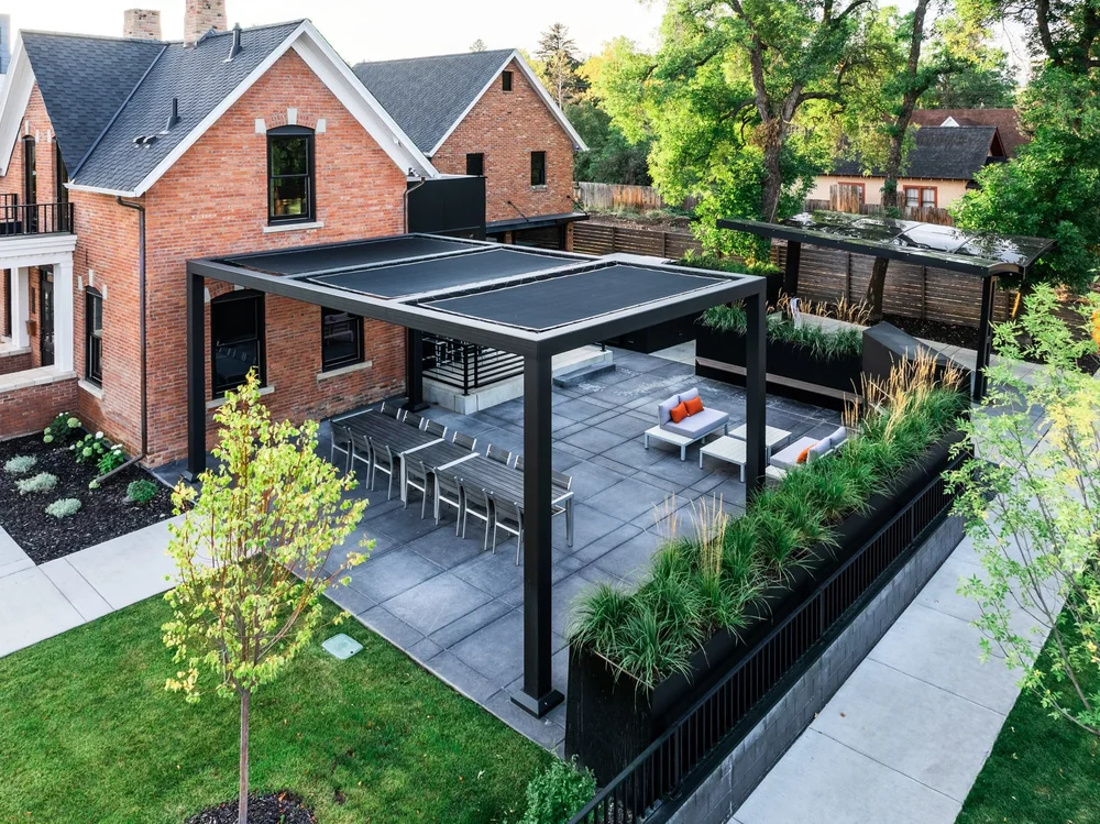 Pergola, planters & fencing