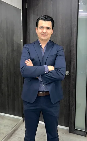 Dr. B. Ernesto Cedillo Ramírez, board-certified psychiatrist in Tijuana